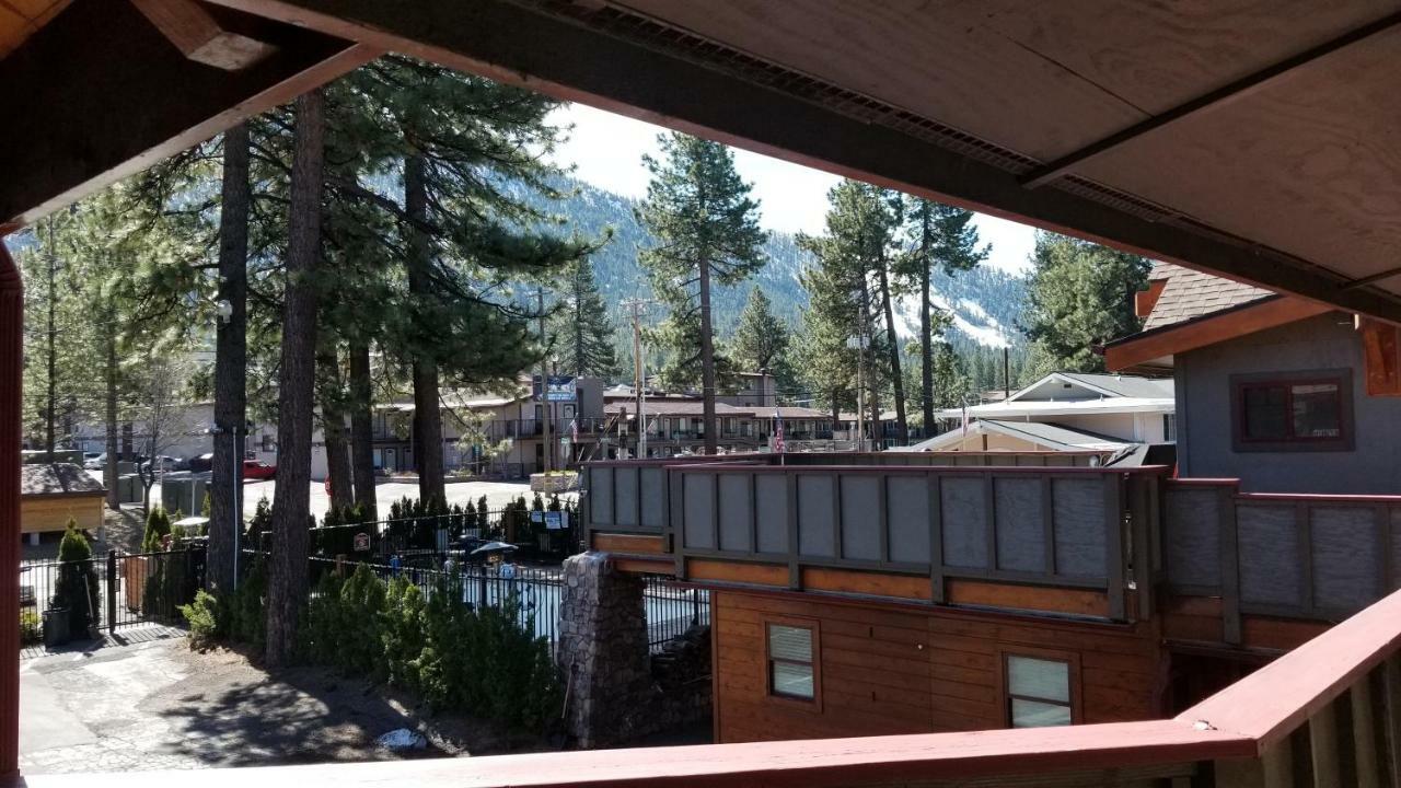Gondola Tahoebeach Club Lodge